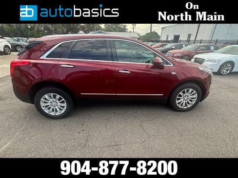 Used 2017 Cadillac XT5 FWD image 6