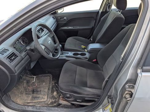 Used 2008 Ford Fusion SE FWD image 2