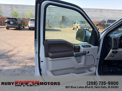 Used 2019 Ford F150 Limited AWD/4WD image 23