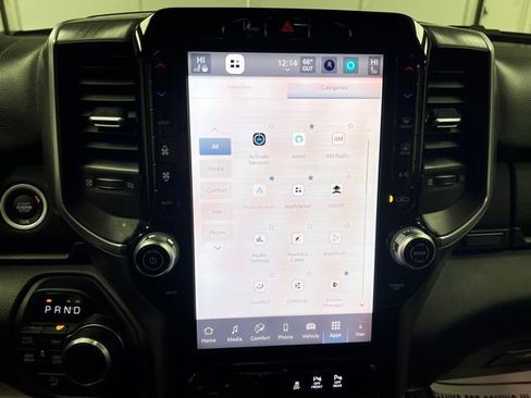 Used 2025 RAM 1500 Big Horn image 37