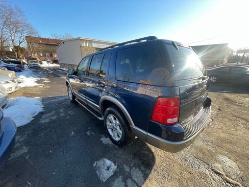 Used 2004 Ford Explorer Eddie Bauer image 9