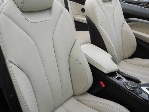 Used 2018 BMW 430i Convertible RWD image 14