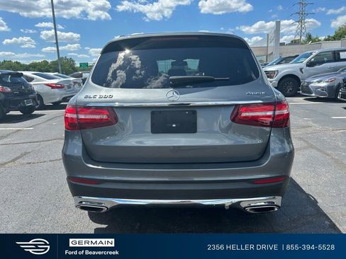 Used 2019 Mercedes-Benz GLC 300 4MATIC image 6