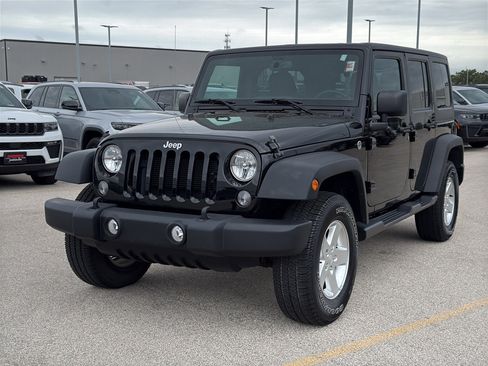 Used 2015 Jeep Wrangler Unlimited Sport w/ Quick Order Package 24S AWD/4WD image 2