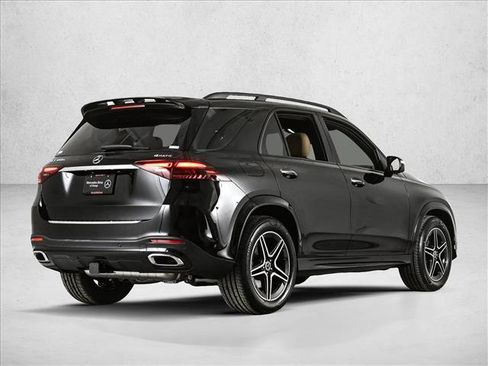 New 2026 Mercedes-Benz GLE 450e 4MATIC image 5
