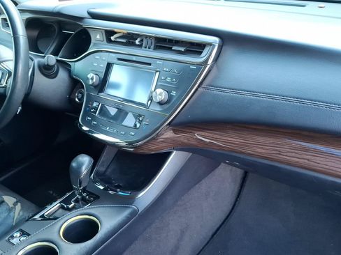 Used 2015 Toyota Avalon Limited FWD image 11