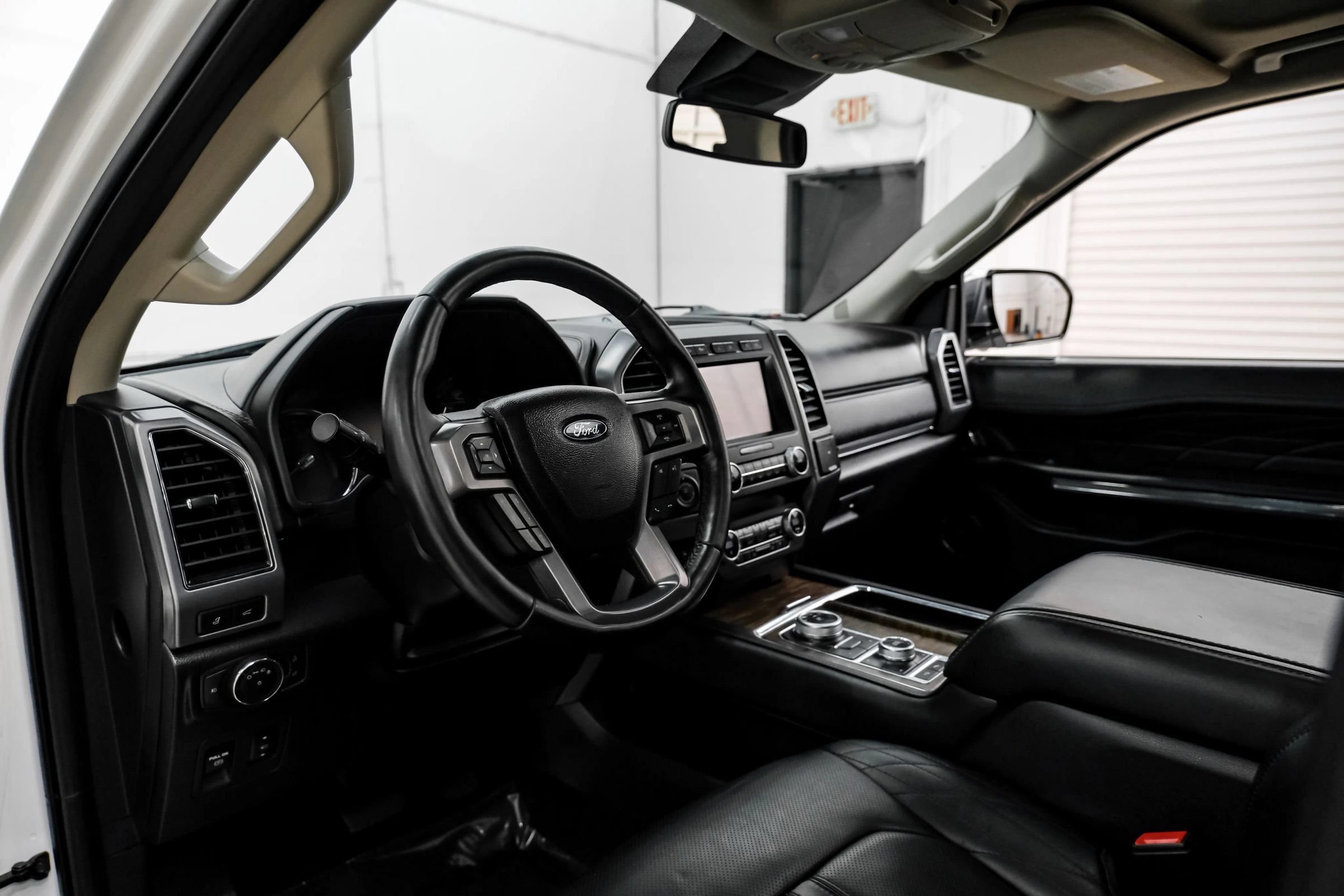 Used 2021 Ford Expedition Platinum AWD/4WD image 18