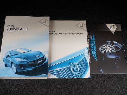 Used 2013 MAZDA MAZDA3 i Touring FWD image 19