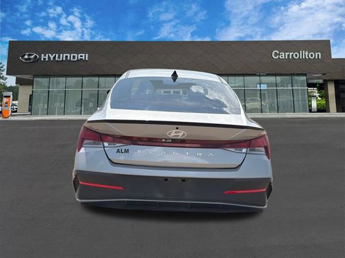 Certified 2026 Hyundai Elantra Sport FWD image 6