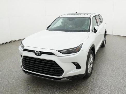 New 2026 Toyota Grand Highlander Limited image 16