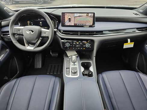 New 2026 INFINITI QX60 Sport image 19