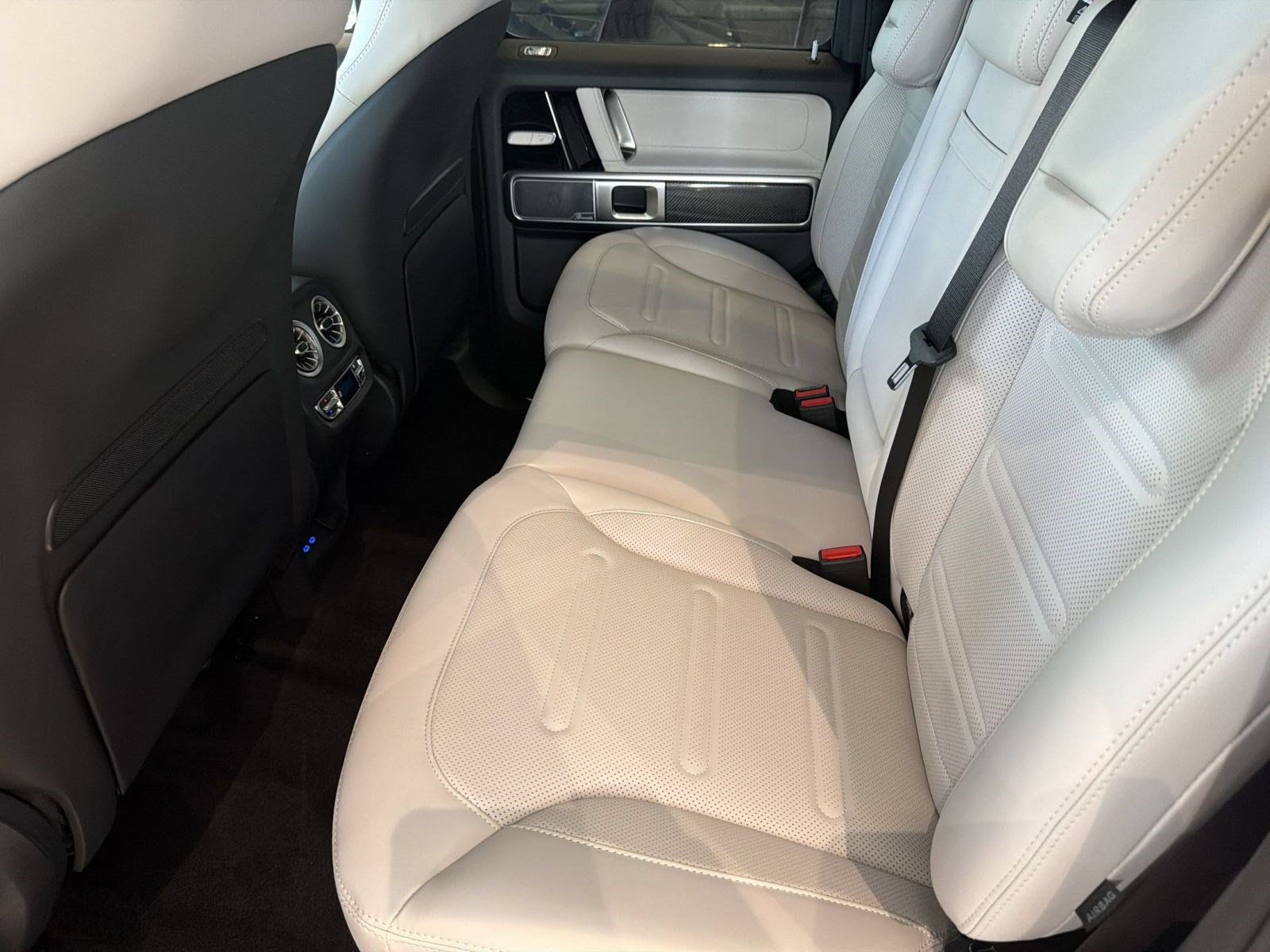 New 2027 Mercedes-Benz G 580 e image 20