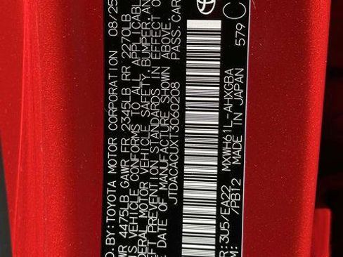 Certified 2026 Toyota Prius Plug-In Hybrid FWD image 40