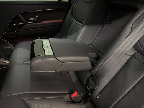 Used 2023 Land Rover Range Rover Sport SE AWD/4WD image 14