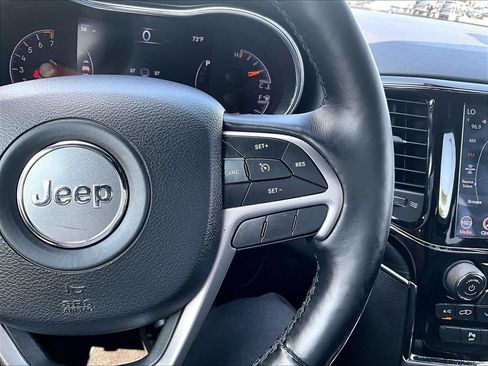 Used 2020 Jeep Grand Cherokee Limited AWD/4WD image 24