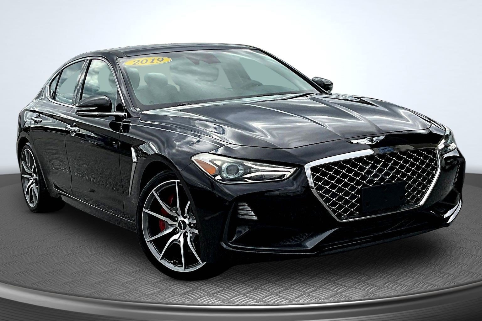 Used 2019 Genesis G70 3.3T Advanced w/ Elite Package RWD image 2
