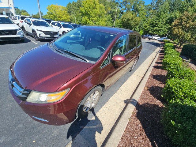 Used 2017 Honda Odyssey SE image 4