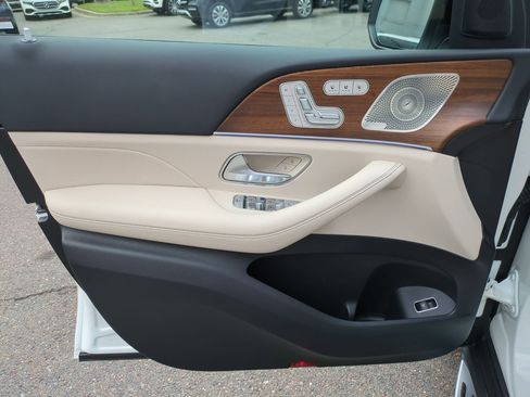 Certified 2025 Mercedes-Benz GLE 350 4MATIC image 12
