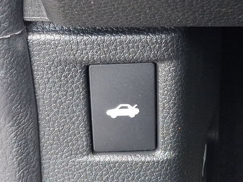 Used 2025 Honda Accord Sport image 26