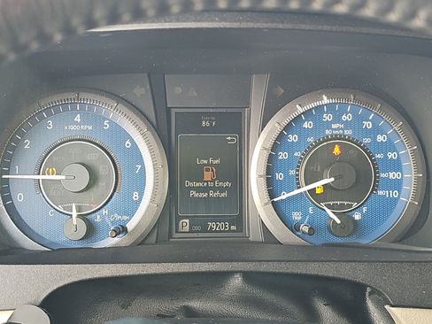 Used 2017 Toyota Sienna XLE w/ XLE Navigation Package FWD image 10