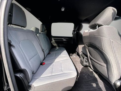 Used 2022 RAM 1500 Big Horn AWD/4WD image 24
