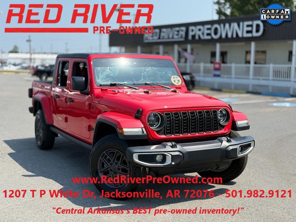 Used 2024 Jeep Gladiator Sport AWD/4WD image 1