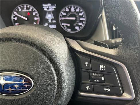 Used 2025 Subaru Outback Premium AWD/4WD image 19