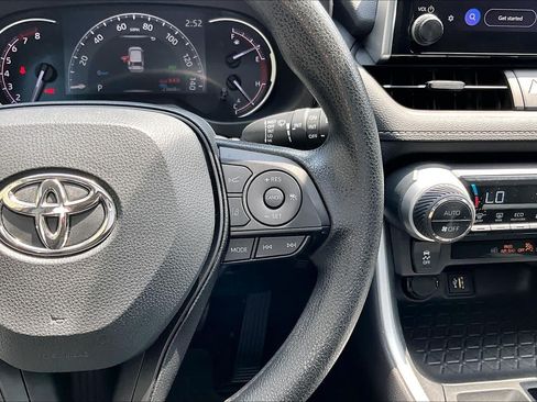 Certified 2023 Toyota RAV4 XLE w/ Convenience Package FWD image 25