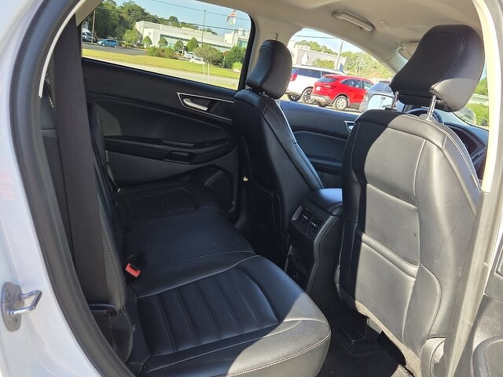 Used 2024 Ford Edge SEL AWD/4WD image 16