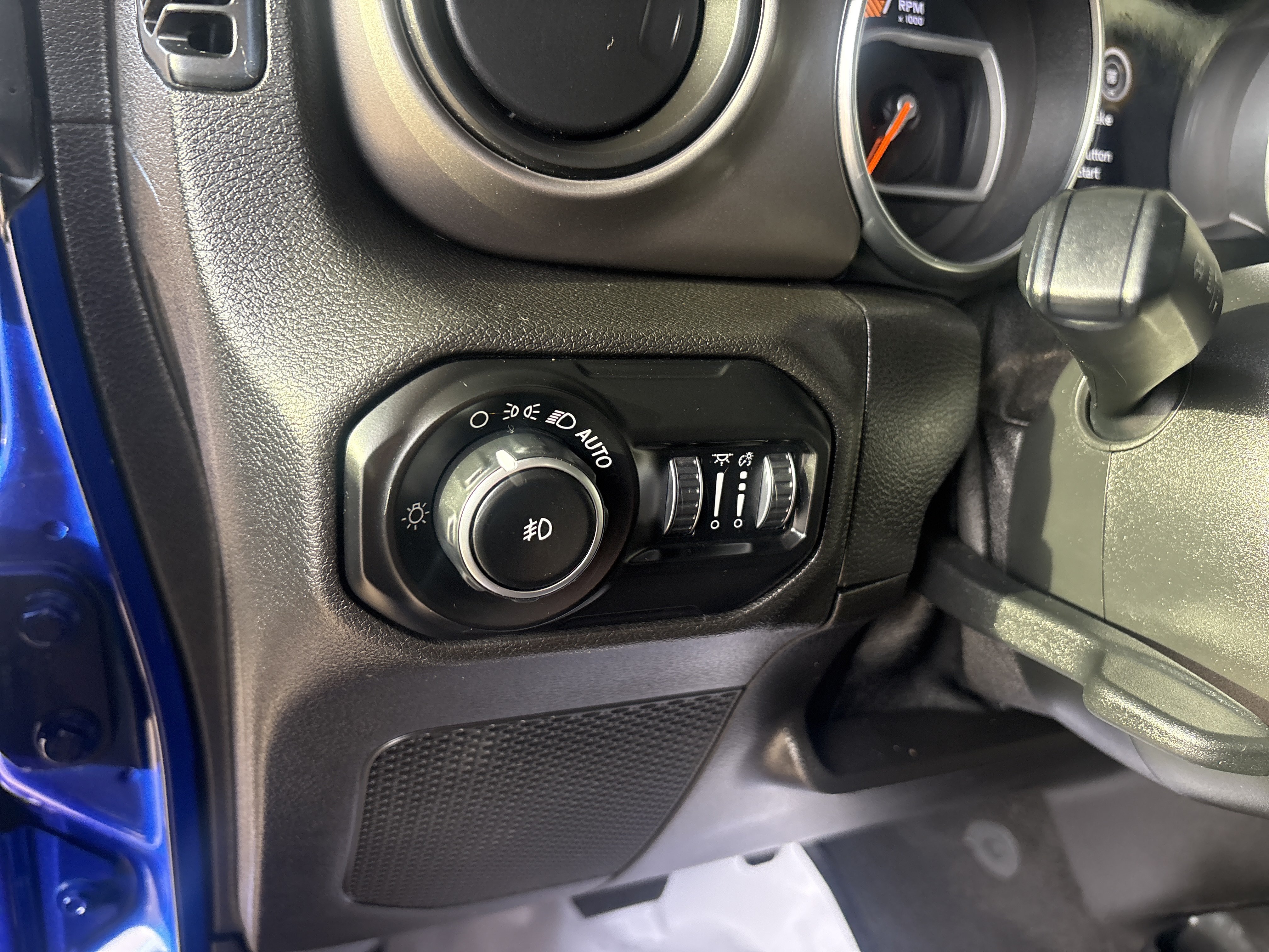 Used 2018 Jeep Wrangler Unlimited Sport S AWD/4WD image 16