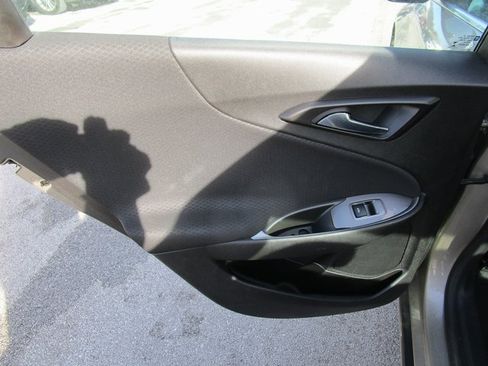 Used 2022 Chevrolet Malibu LT image 12