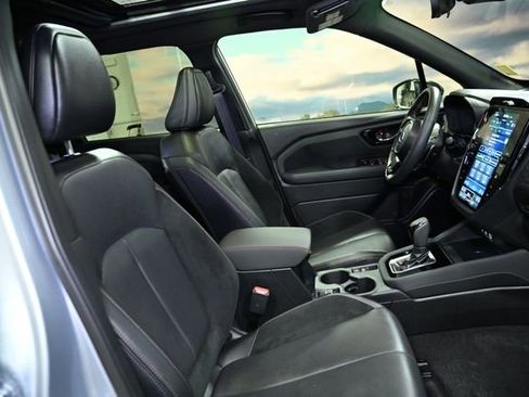 Used 2025 Subaru Forester Touring w/ Popular Package - Touring image 71