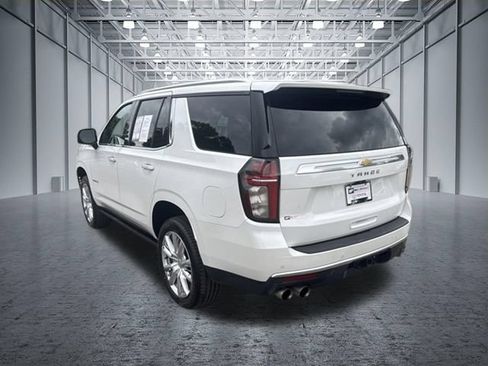 Used 2022 Chevrolet Tahoe High Country AWD/4WD image 3