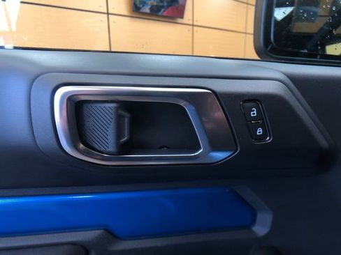 New 2025 Ford Bronco Badlands image 12