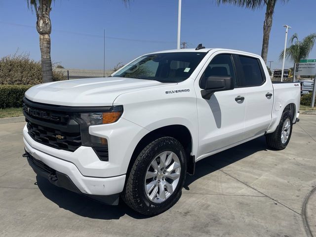 Used 2022 Chevrolet Silverado 1500 Custom AWD/4WD image 4