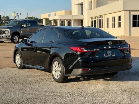 Used 2025 Toyota Camry LE FWD image 3