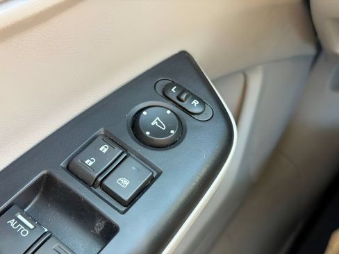 Used 2012 Honda Civic HF image 24