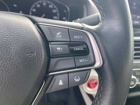 Used 2021 Honda Accord Touring image 19