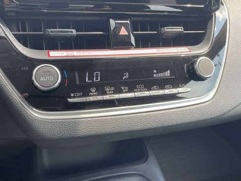 Used 2026 Toyota Corolla LE FWD image 14