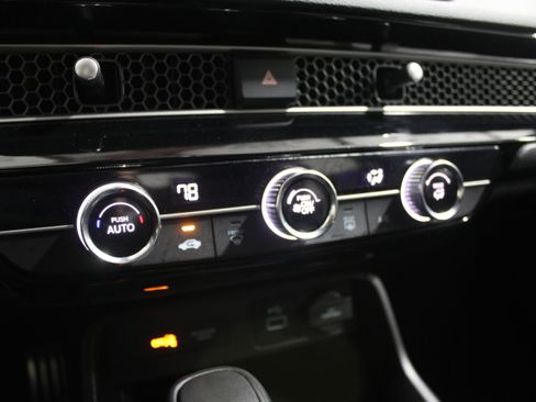 Used 2023 Honda Civic Sport image 16
