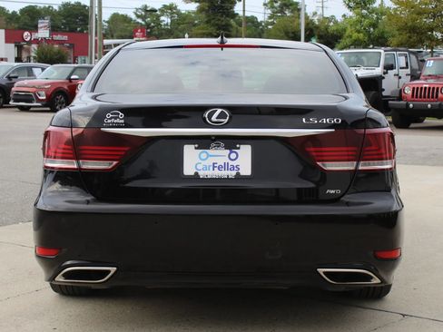 Used 2015 Lexus LS 460 AWD w/ Comfort Package image 4