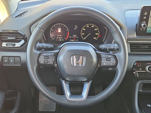 Used 2024 Honda Pilot Touring image 20