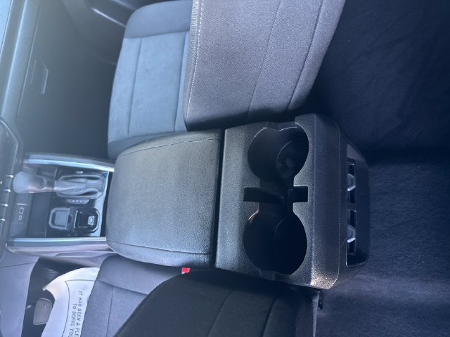 Used 2025 Chevrolet Colorado W/T RWD image 27