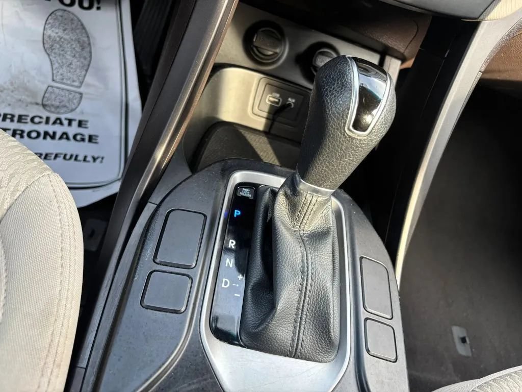 Used 2018 Hyundai Santa Fe Sport AWD/4WD image 19