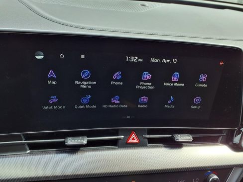 Used 2025 Kia Sportage SX FWD image 6