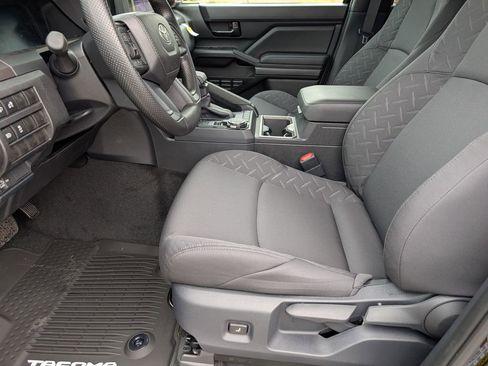 New 2026 Toyota Tacoma SR5 image 7