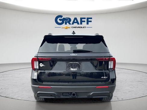 Used 2025 Ford Explorer ST-Line w/ ST-Line Street Pack AWD/4WD image 7