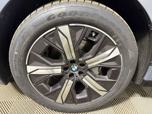 New 2026 BMW iX xDrive45 w/ Premium Package image 10