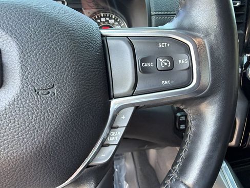 Used 2023 RAM 1500 Laramie AWD/4WD image 29