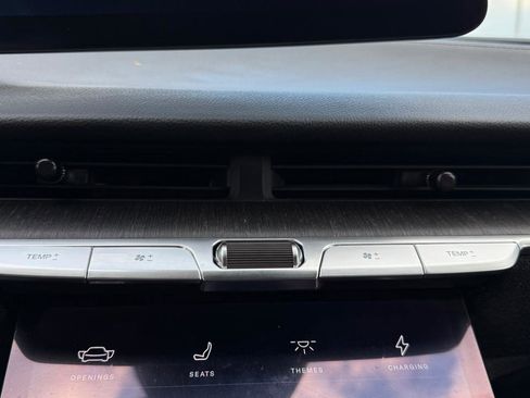 Used 2024 Lucid Air Touring image 52